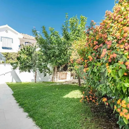 Full House With Pool, Bbq And Garden By Rems * Torremolinos