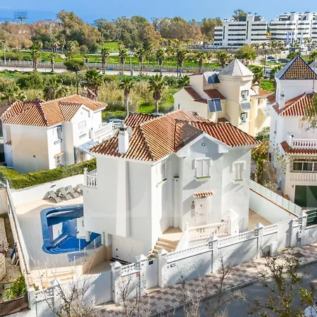 Full House With Pool, Bbq And Garden By Rems * Torremolinos